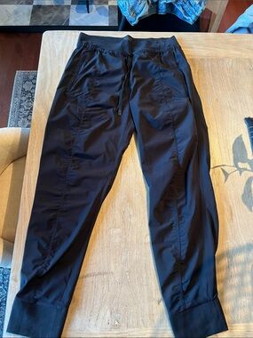 AthletaBlack Jogger Pants - Lightweight Stretch